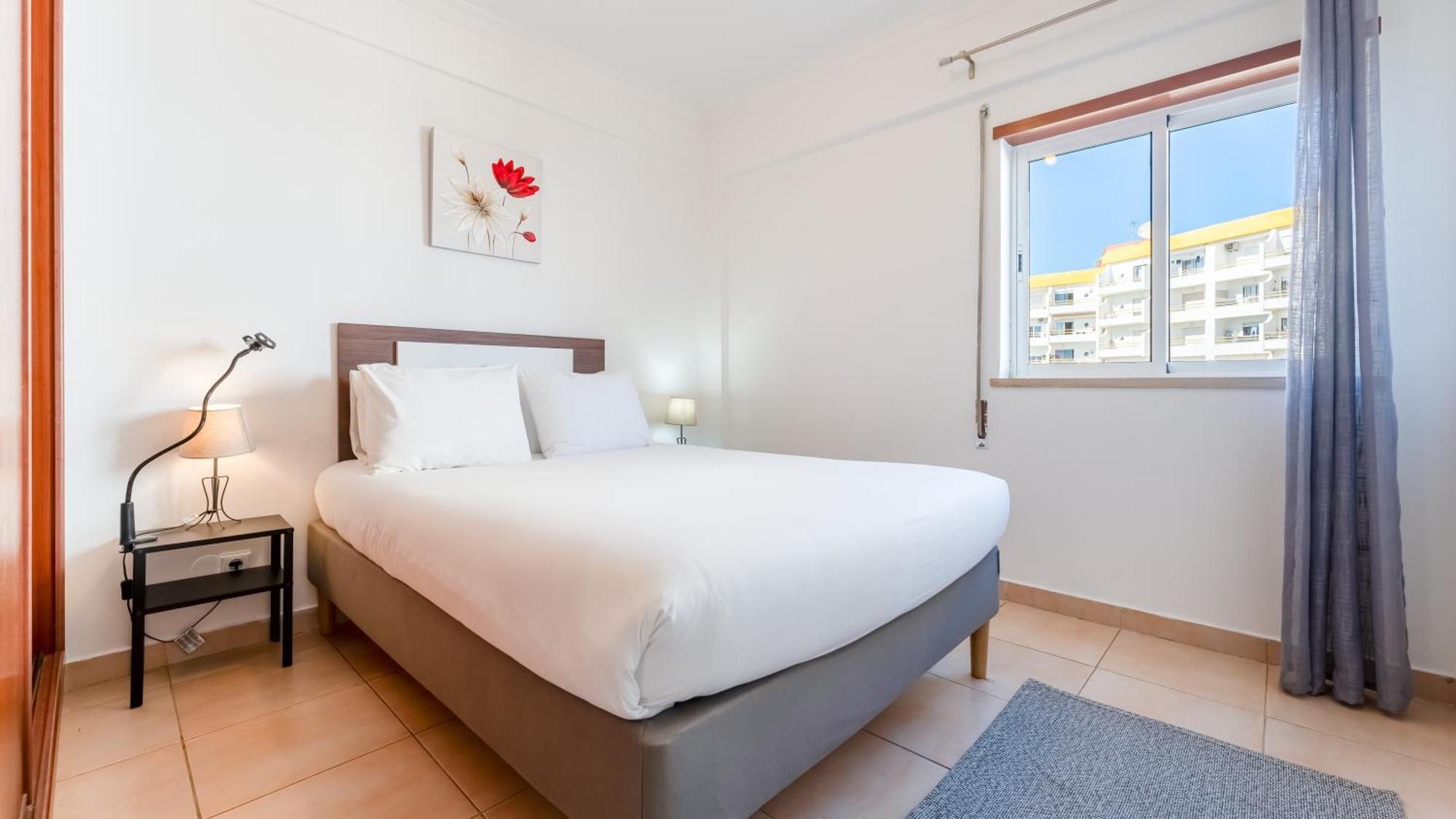 Sunny Retreat With Pool And Balcony By Lovelystay Albufeira Exterior photo