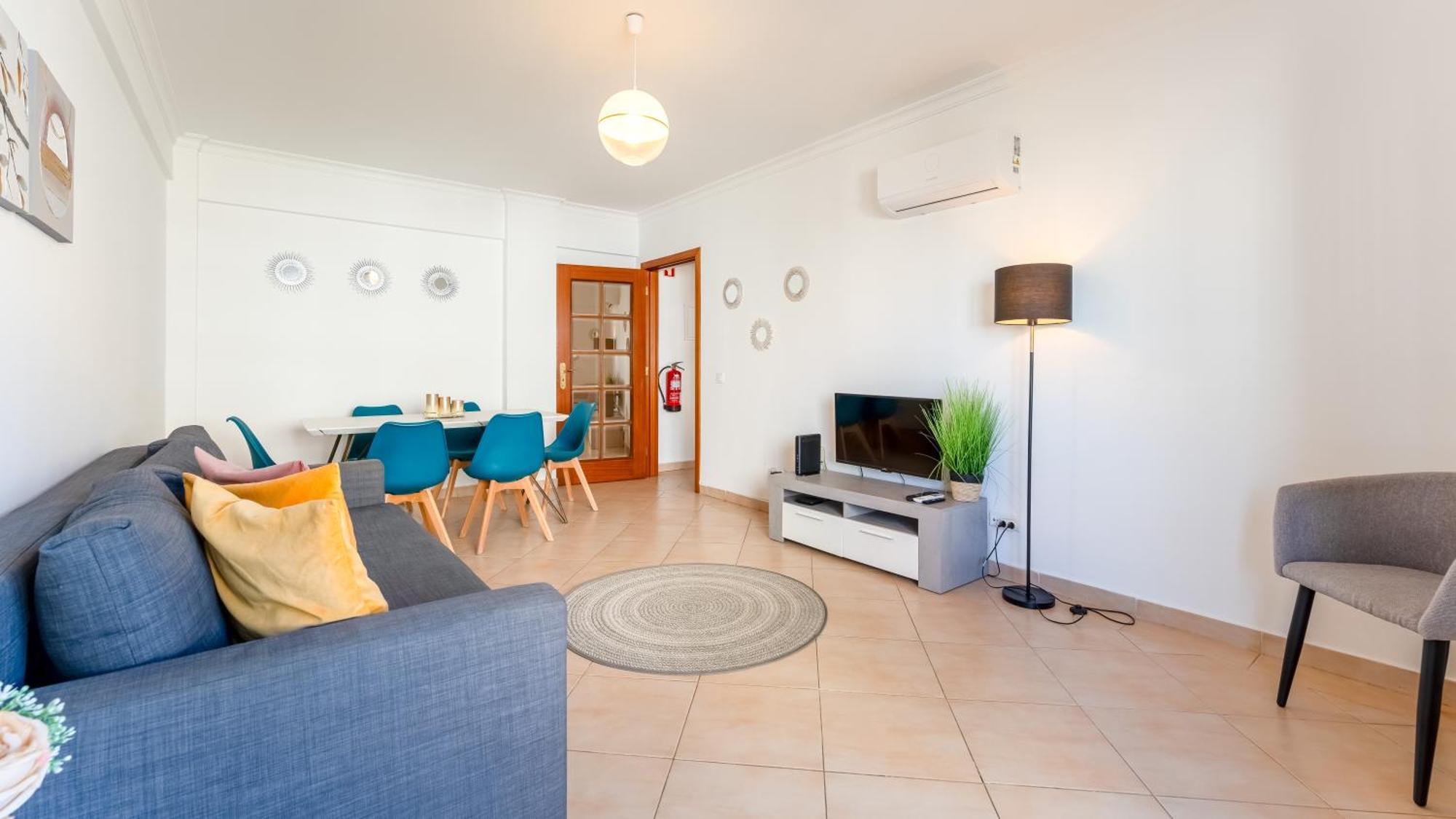 Sunny Retreat With Pool And Balcony By Lovelystay Albufeira Exterior photo